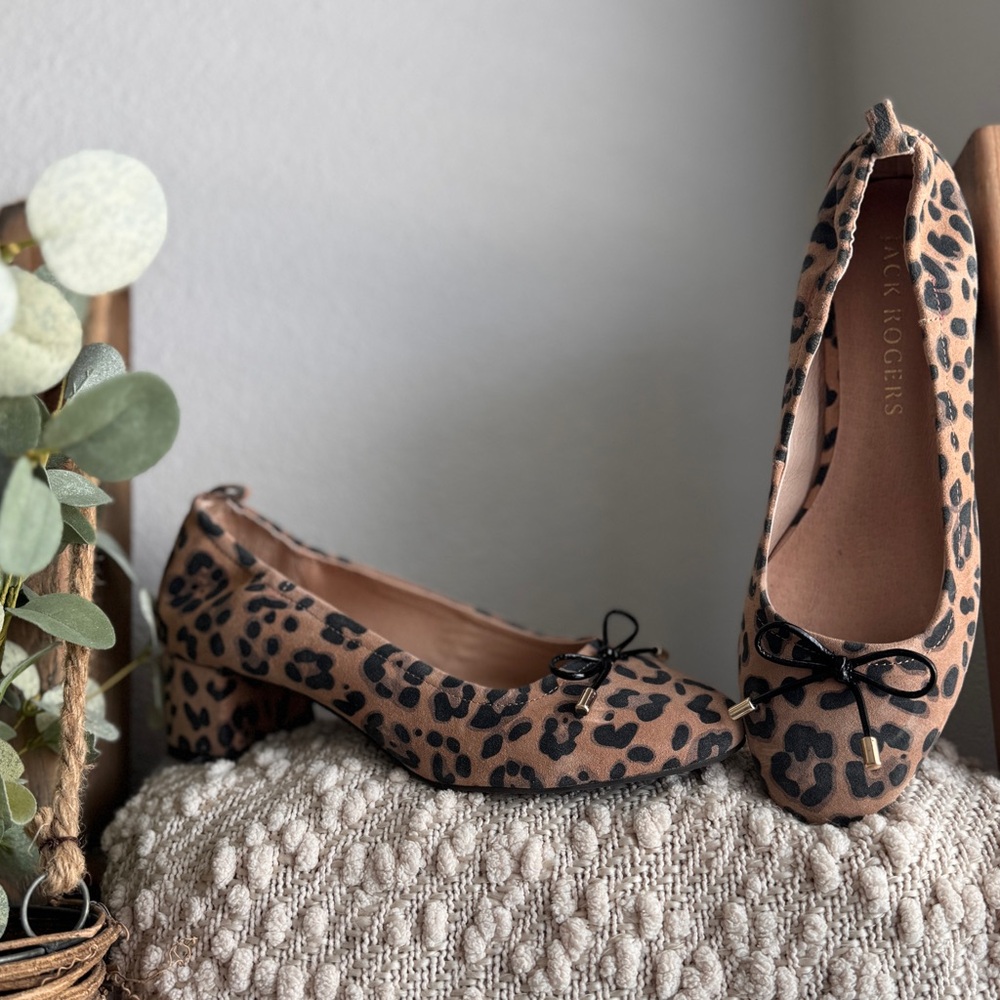 JACK ROGERS Womens Leopard Miranda Round Toe Block Heel Slip On Leather Pumps 8M
